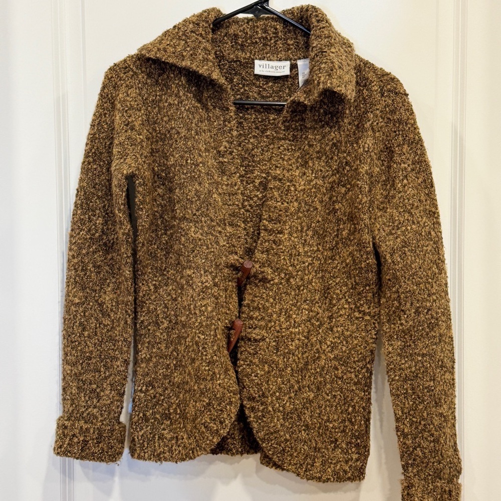 Villager A Liz Claiborne Company Women’s WoolPolyester Brown Sweater Warm Button